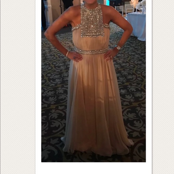 Naeem Khan Dresses & Skirts - NAEEM KHAN CREAM RHINESTONE BEADED EVENING GOWN